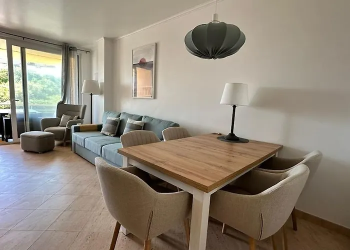 Sea View Апартаменты *